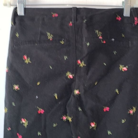 Old Navy Pixie Mid-Rise Floral Pants Size 0 Black - Picture 7 of 12